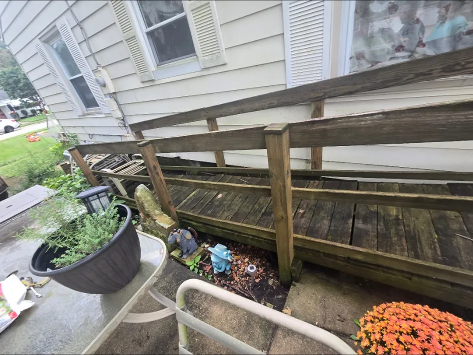 Rebecca project handicap access ramp before board repairs, washing, and painting